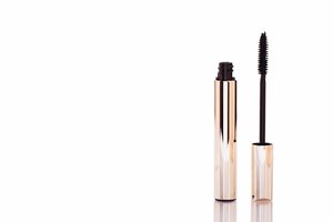 mascara
