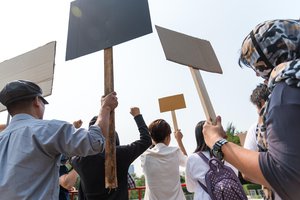 protestar