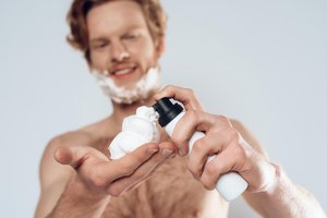la crema de afeitar