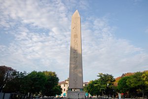 obelisk