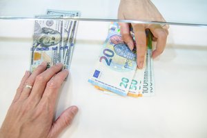 el tipo de cambio