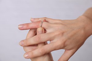 ring finger