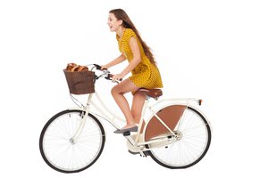 to ride a bicycle
