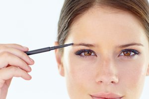 eyebrow