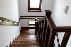 por