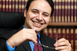el abogado, la abogada