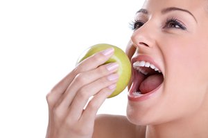 to have an afternoon snack