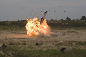 hacer explotar