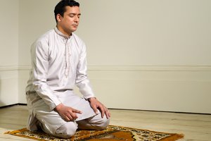 to kneel