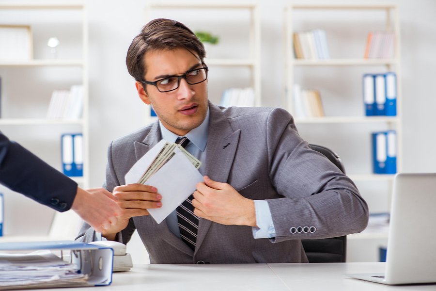 Conm in Spanish English to Spanish Translation