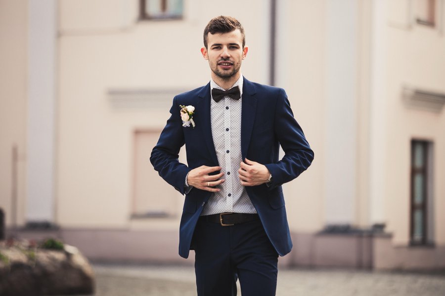 Groom in Spanish English to Spanish Translation