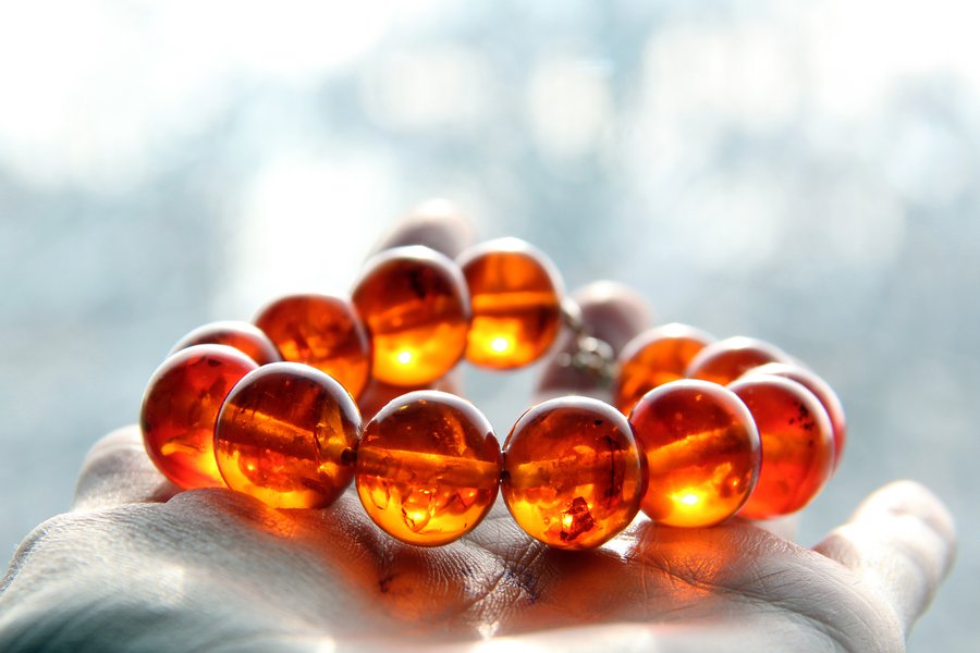 Ambwr in Spanish English to Spanish Translation