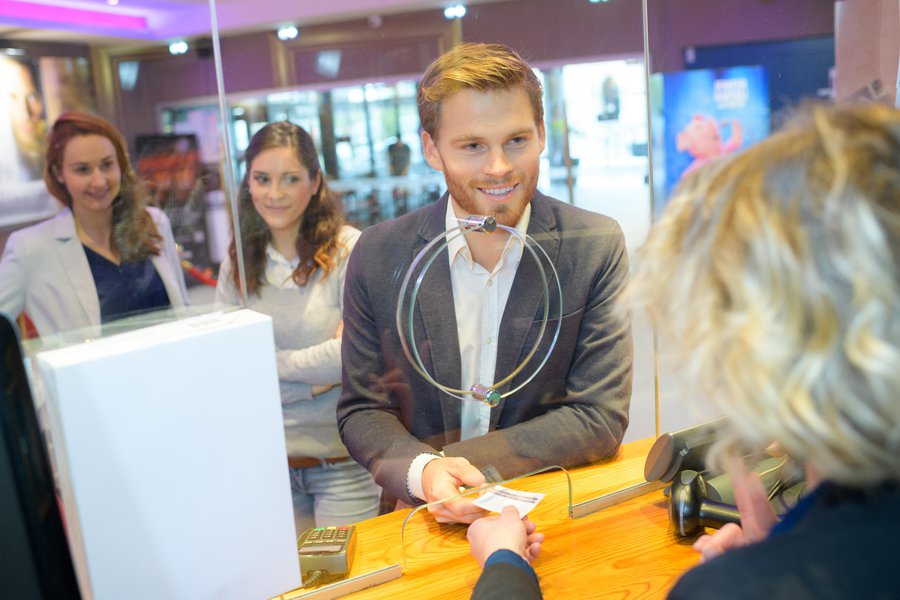 How many s Traductor de inglés a español