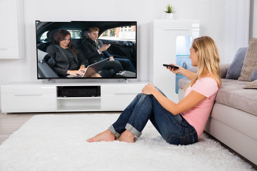 Watching in Spanish | English to Spanish Translation ...