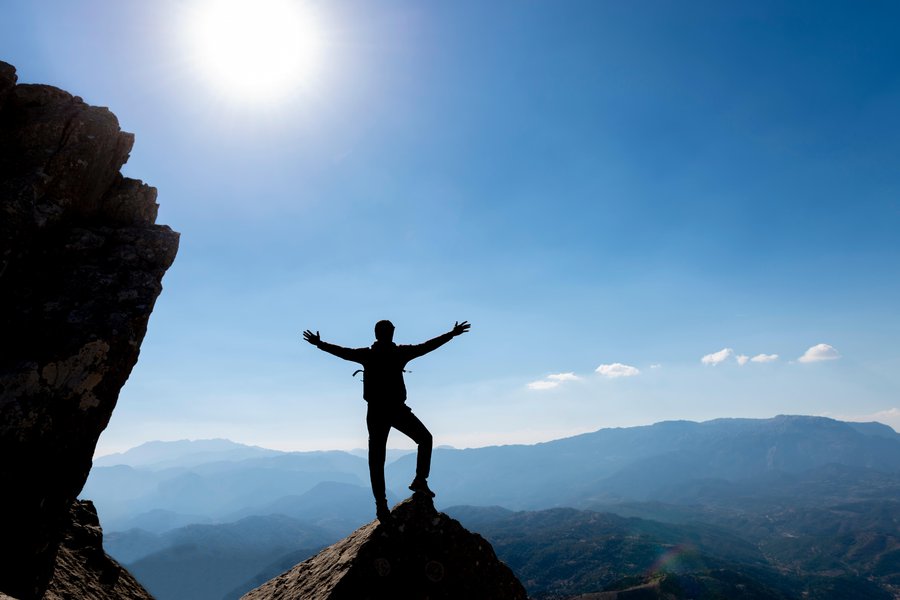 Carry on in Spanish English to Spanish Translation