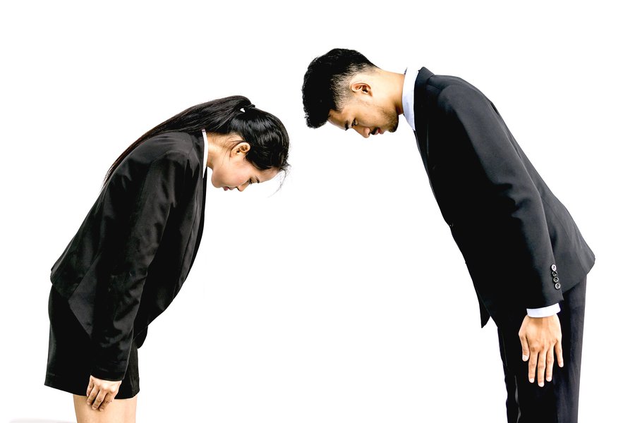 To bow in Spanish English to Spanish Translation