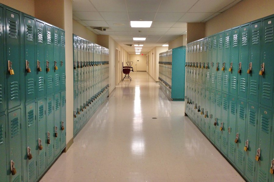 Hallway in Spanish English to Spanish Translation