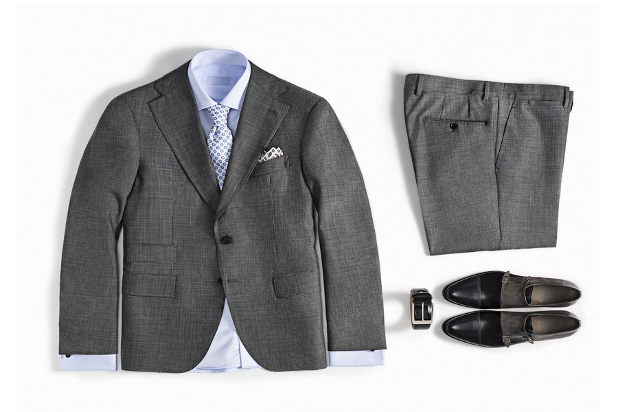 Suit in Spanish English to Spanish Translation