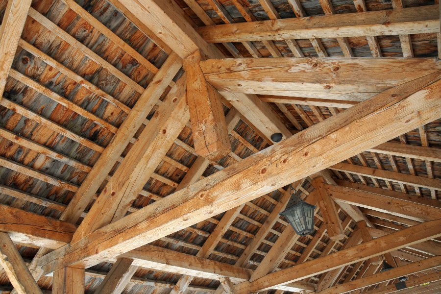 Wooden in Spanish English to Spanish Translation