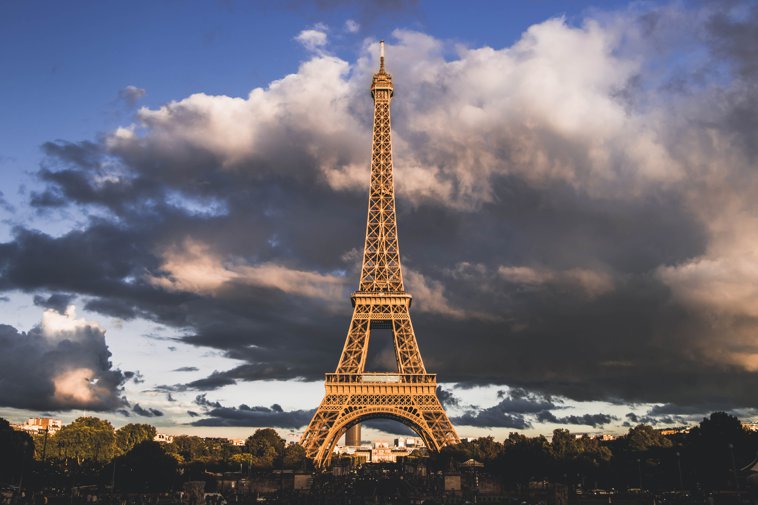 Eiffel tower 4