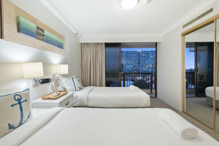 Hotel Twin Room