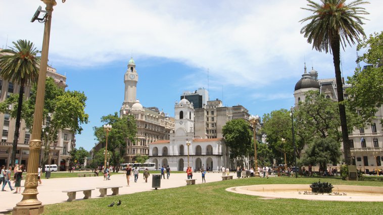 Plaza de Mayo y Cabildo Buenos Aires