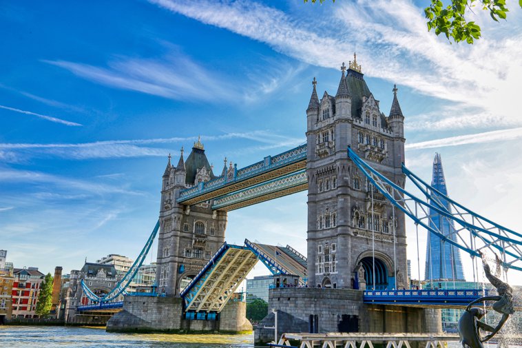Tower Bridge