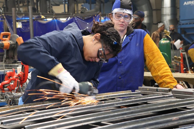 Vocational School Class Cutting Metal