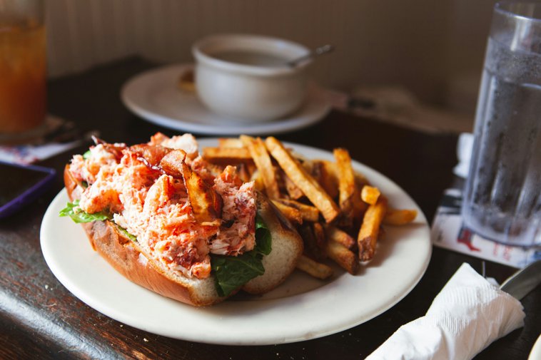 lobster roll