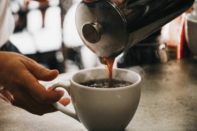 más café